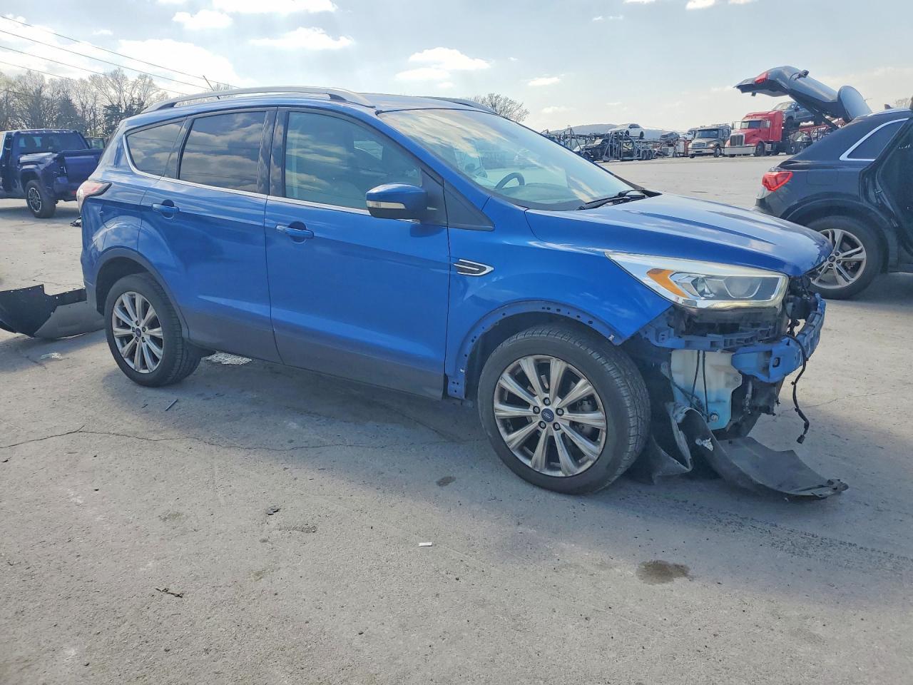 2017 Ford Escape Titanium - zdjęcie 4