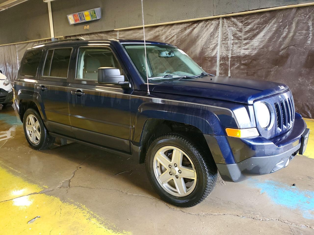 2014 Jeep Patriot Latitude - zdjęcie 4