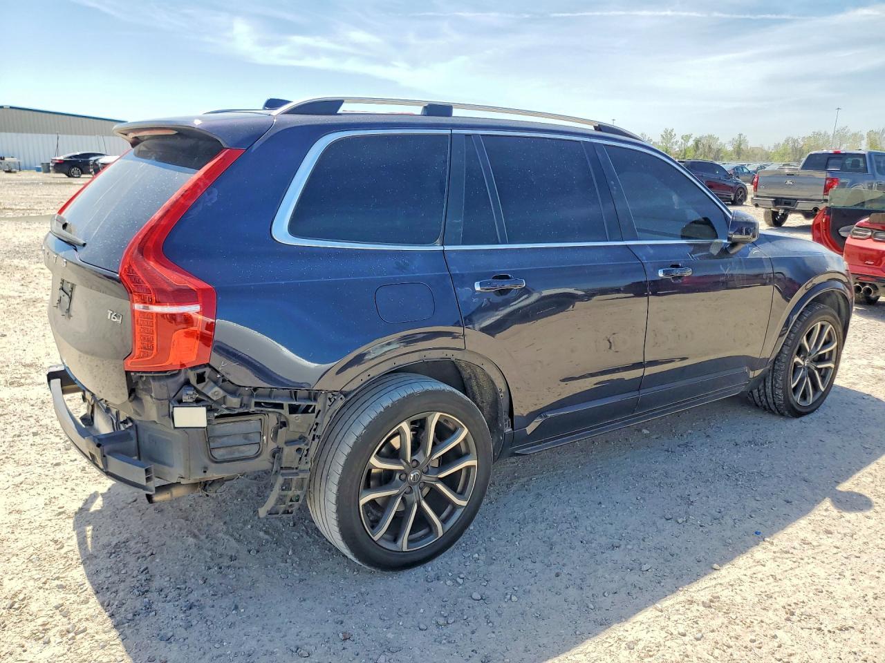 2017 Volvo Xc90 T6 - zdjęcie 3