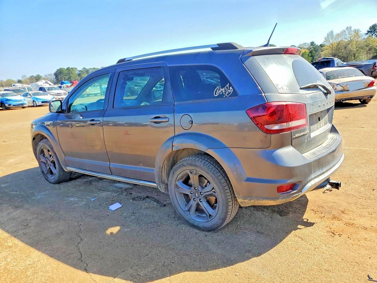 2019 Dodge Journey Crossroad - zdjęcie 2