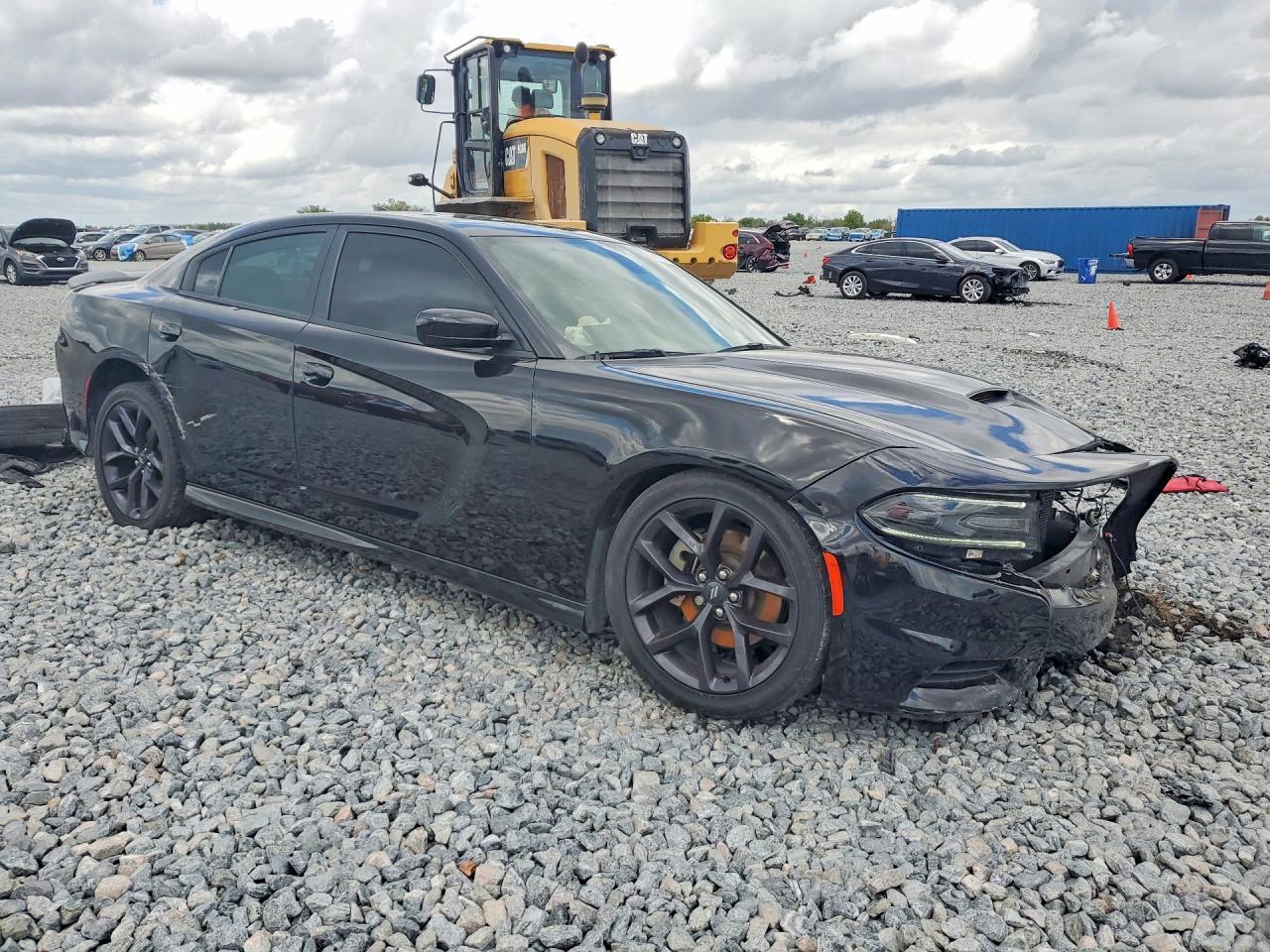2021 Dodge Charger Gt - zdjęcie 4