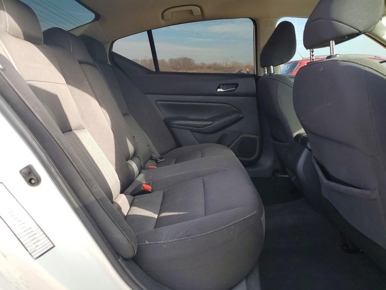 2020 Nissan Altima 2.5 S - zdjęcie 10