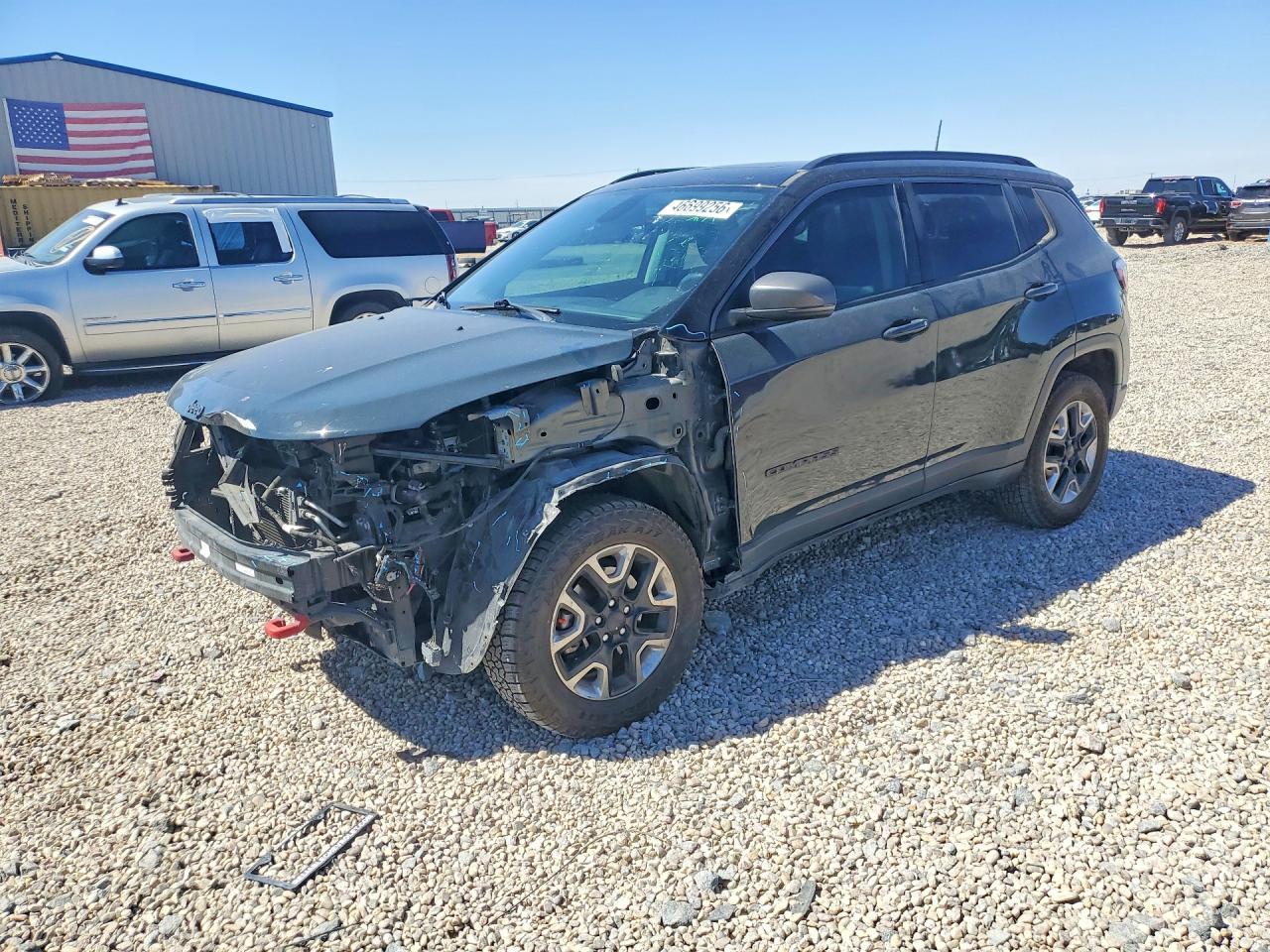 2017 Jeep Compass Trailhawk - zdjęcie główne