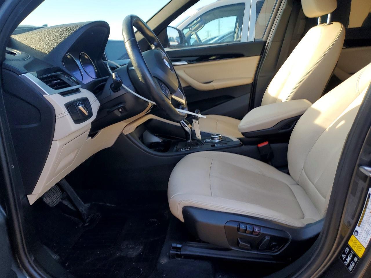 2021 BMW X1 xDrive28I - zdjęcie 7