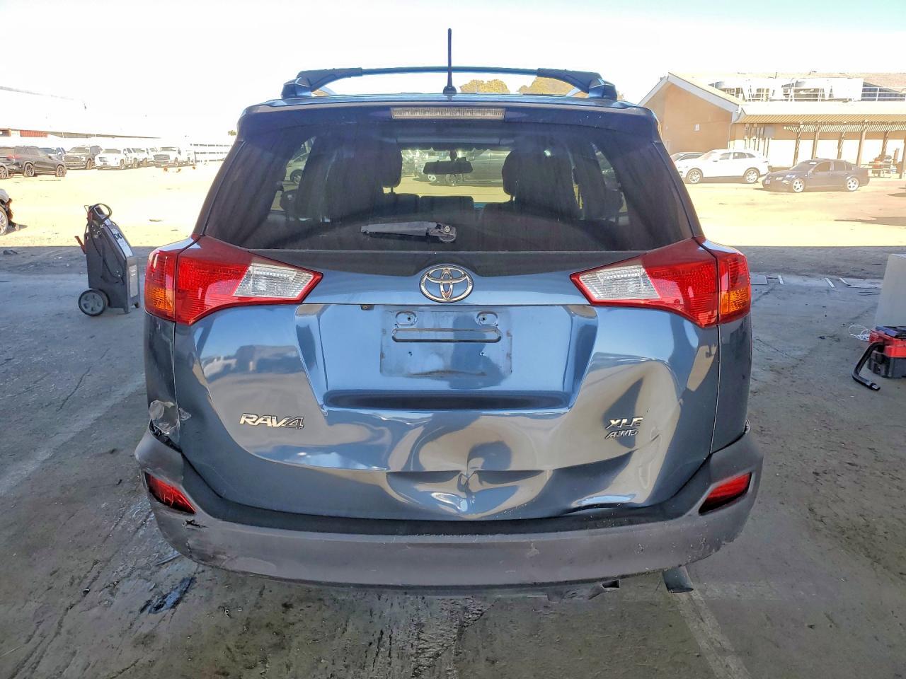 2013 Toyota Rav4 Xle - zdjęcie 6