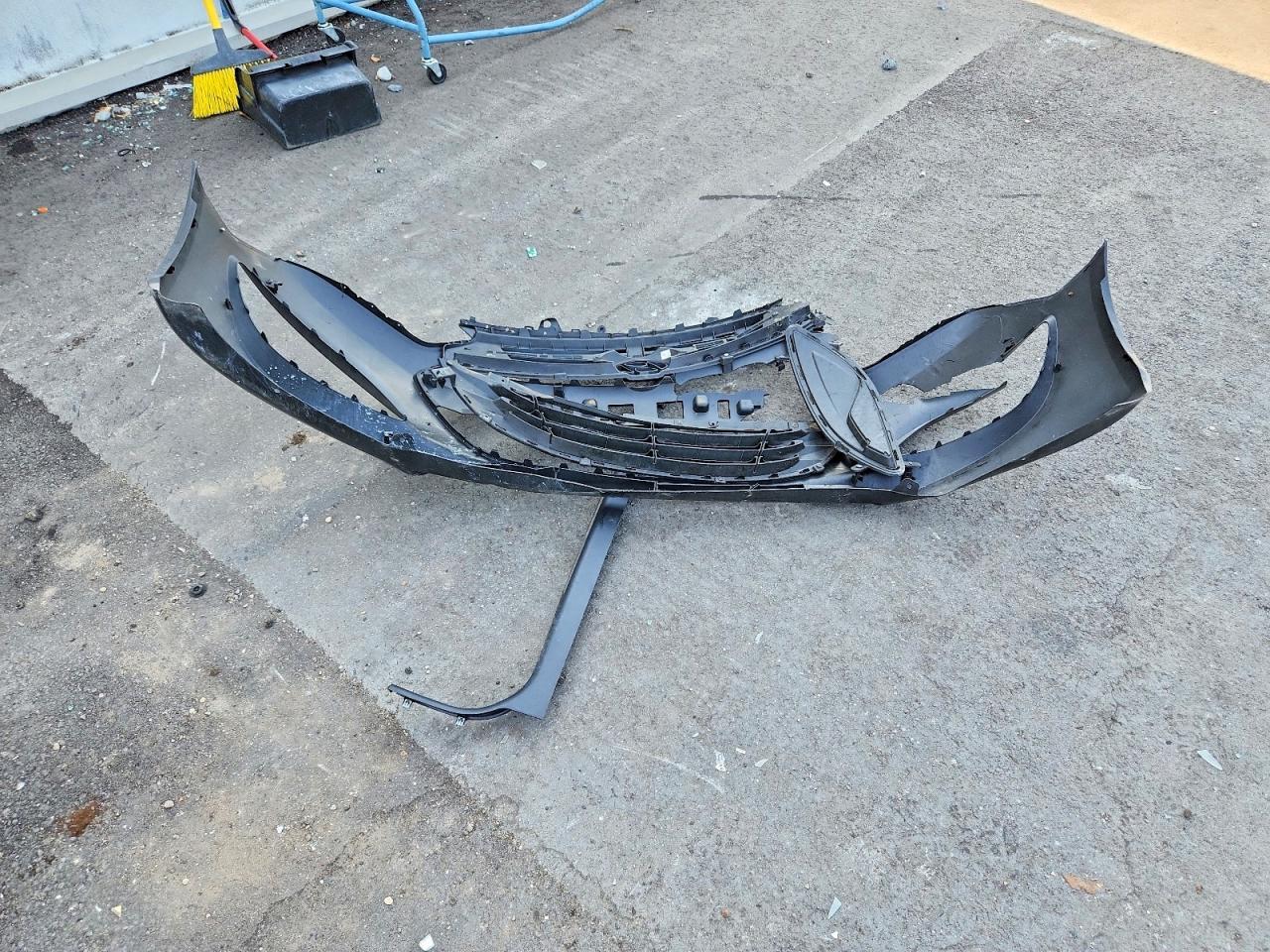 2013 Hyundai Genesis Coupe 2.0T - zdjęcie 12