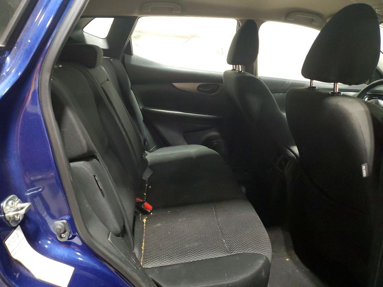 2021 Nissan Rogue Sport S - zdjęcie 11