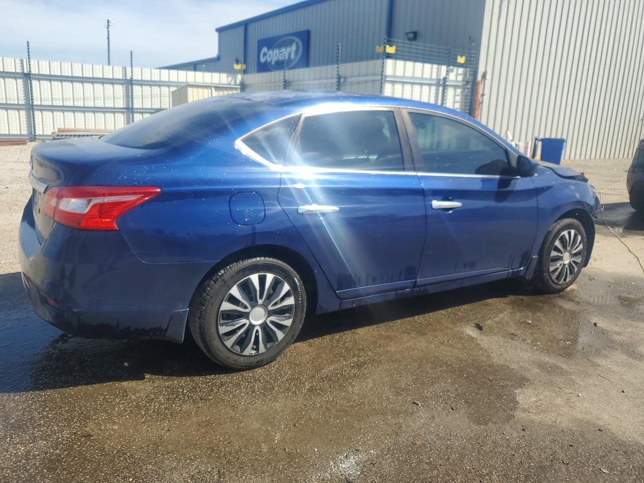 2018 Nissan Sentra S - zdjęcie 3