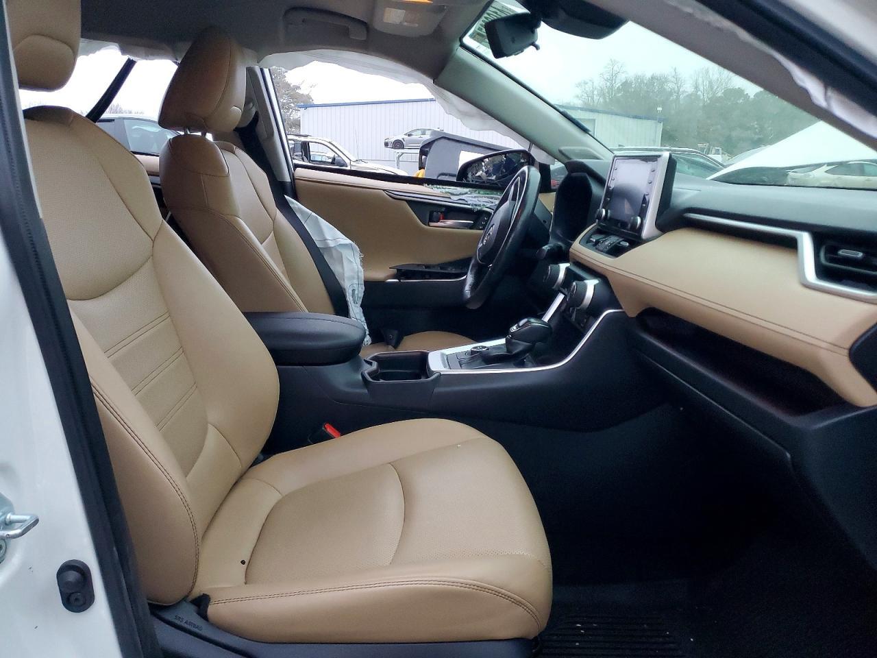 2020 Toyota Rav4 Limited - zdjęcie 7