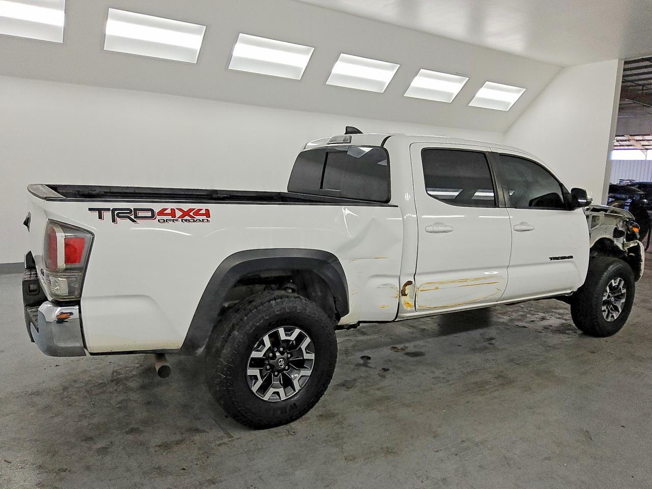 2023 Toyota Tacoma Trd Off-Road - zdjęcie 3