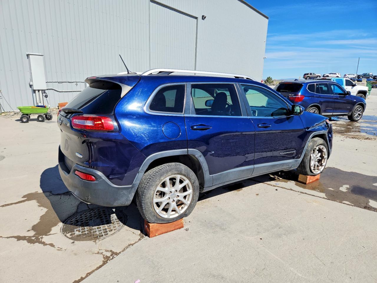2015 Jeep Cherokee Latitude - zdjęcie 3
