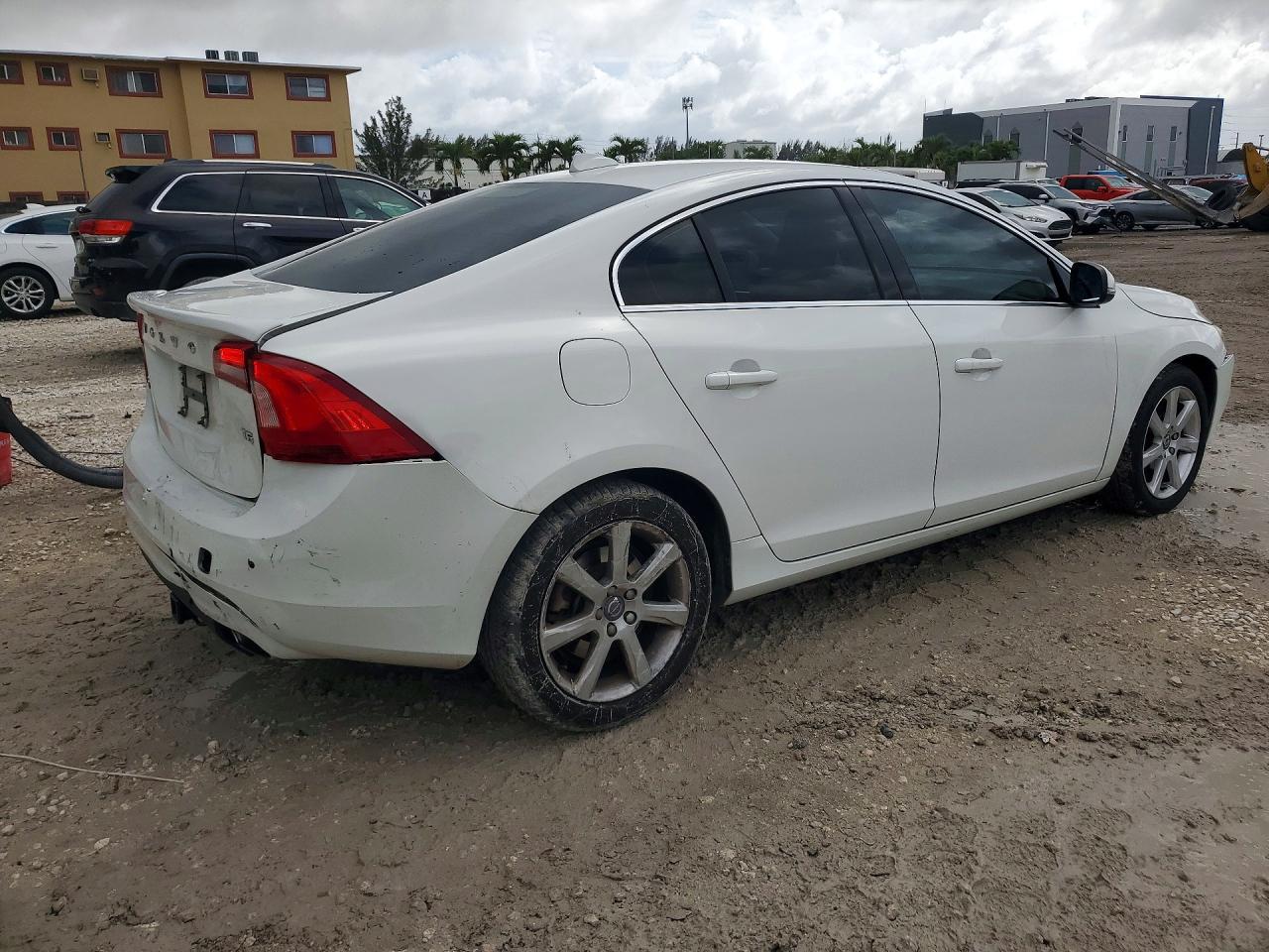 2016 Volvo S60 Premier - zdjęcie 3