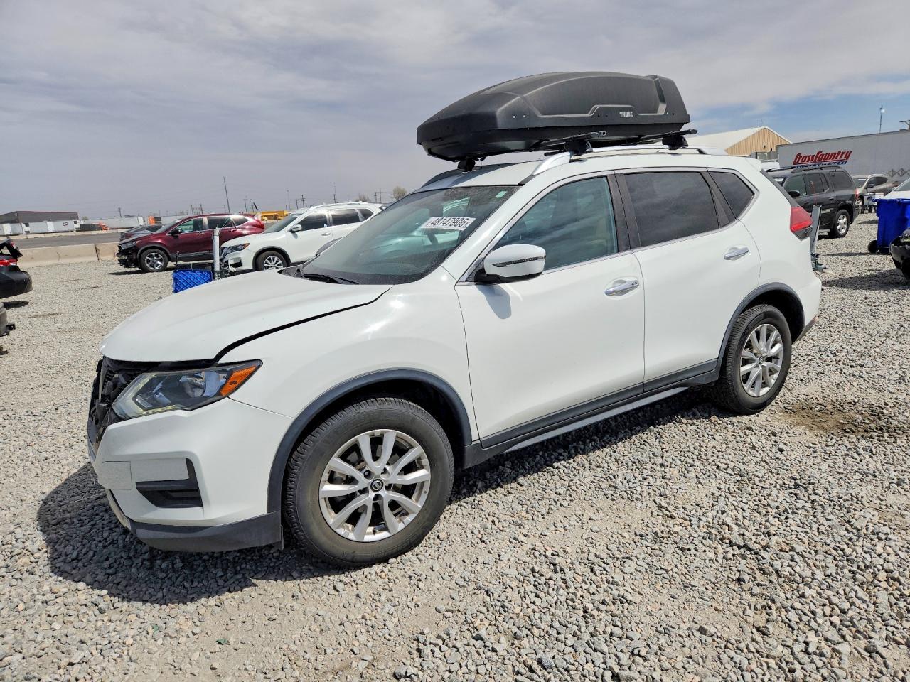 2017 Nissan Rogue Sv - zdjęcie główne