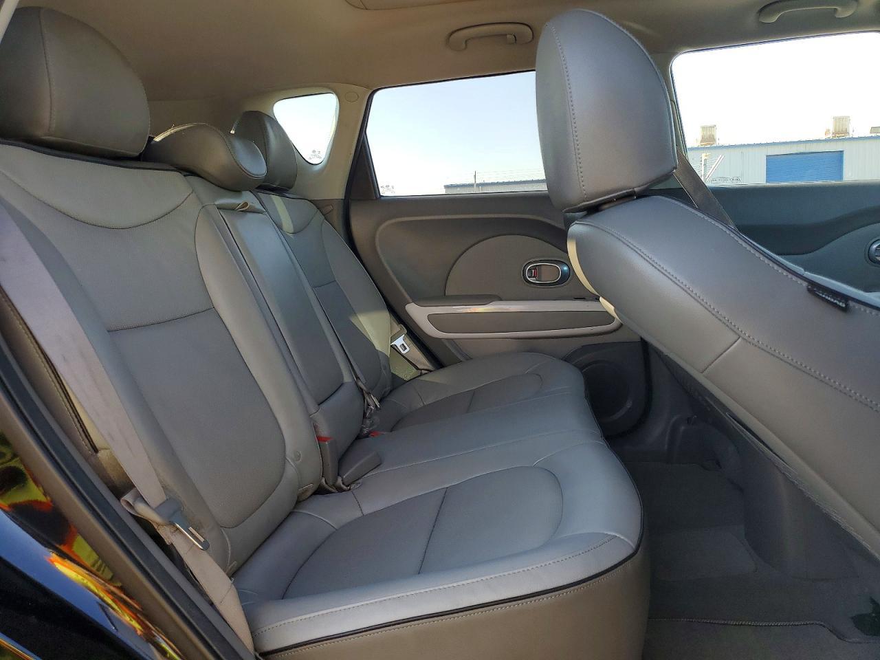 2018 Kia Soul Ev + - zdjęcie 10