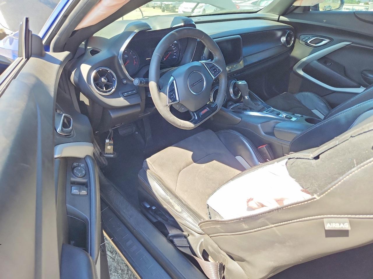 2021 Chevrolet Camaro Lz - zdjęcie 8