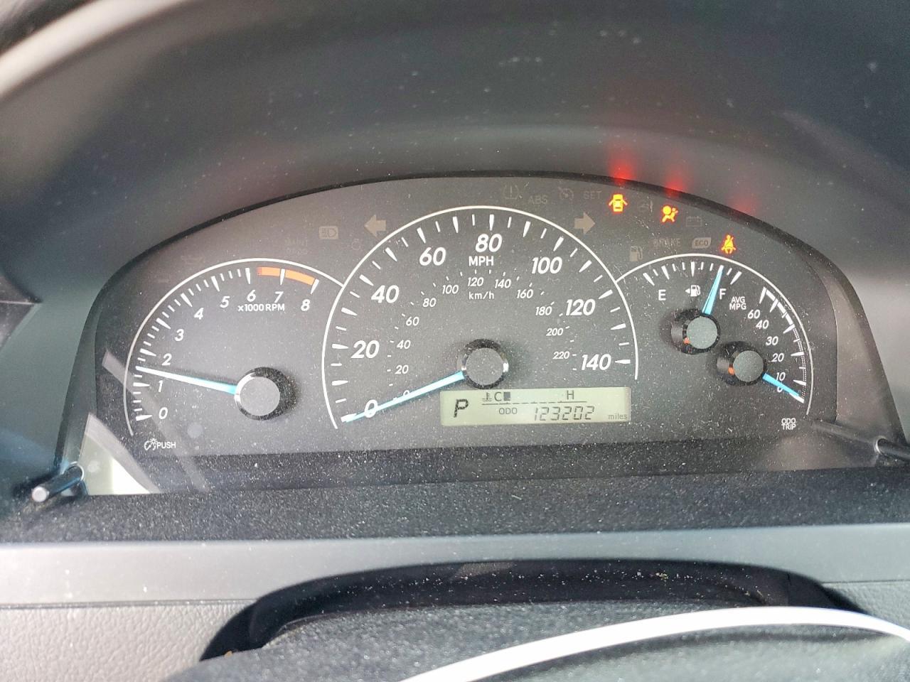 2014 Toyota Camry L - zdjęcie 9