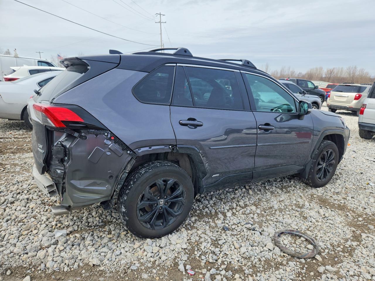 2024 Toyota Rav4 Hybrid Xse - zdjęcie 3