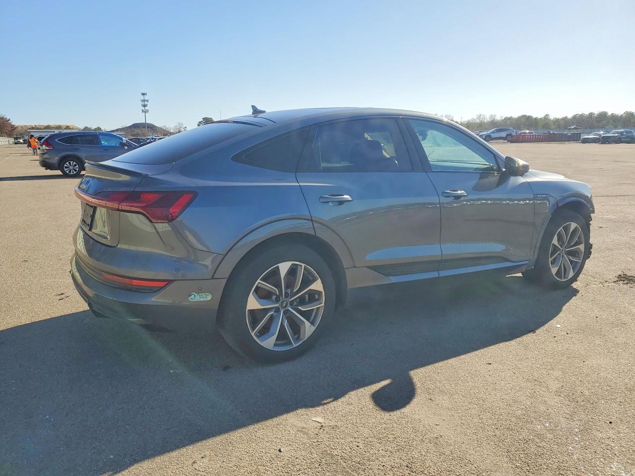 2021 Audi E-Tron Sportback Premium Plus - zdjęcie 3