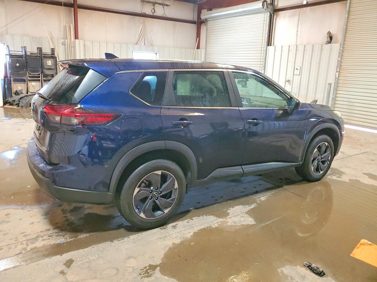 2025 Nissan Rogue Sv - zdjęcie 3