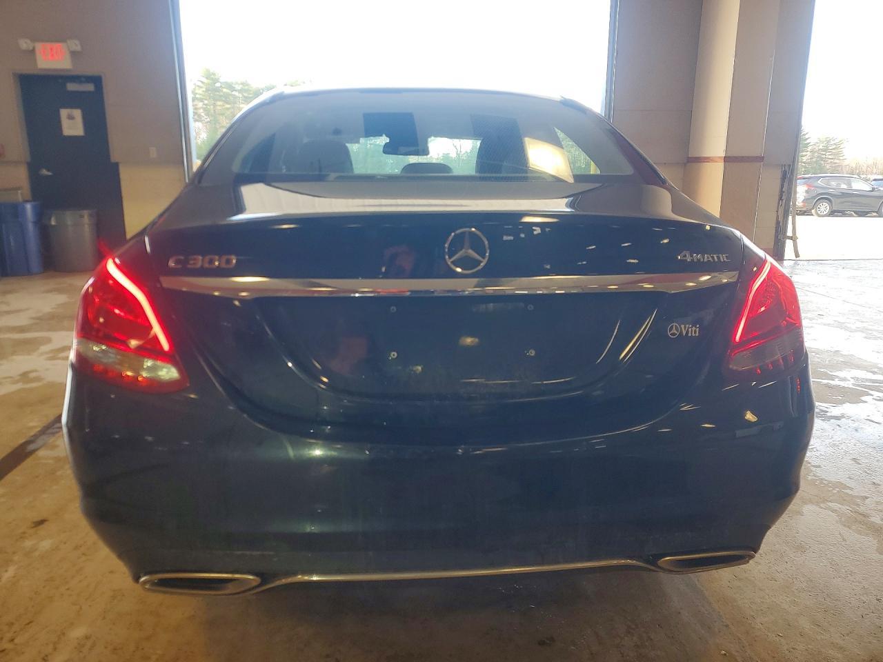 2018 Mercedes-Benz C 300 4Matic - zdjęcie 6