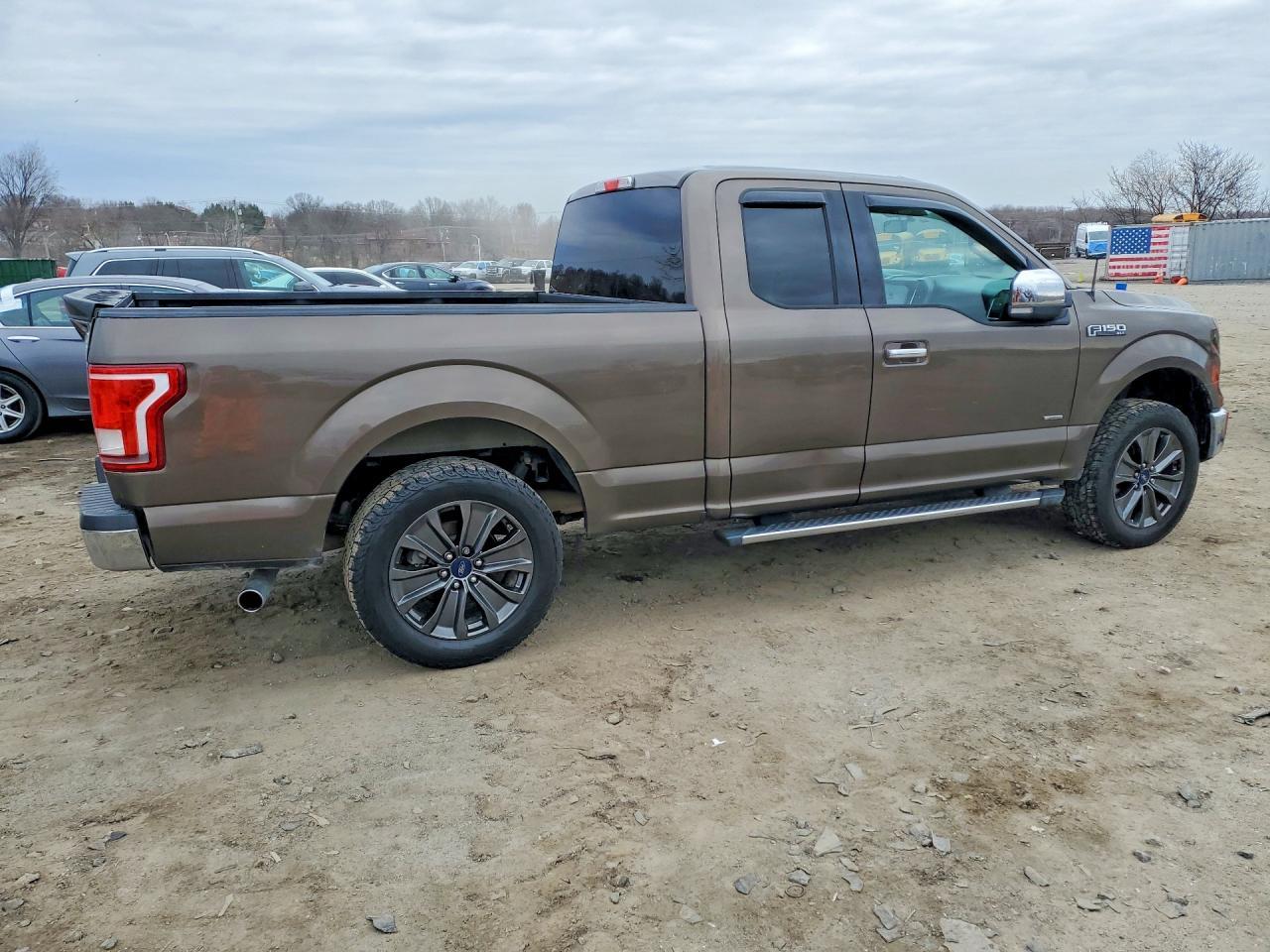 2015 Ford F150 Super Cab - zdjęcie 3