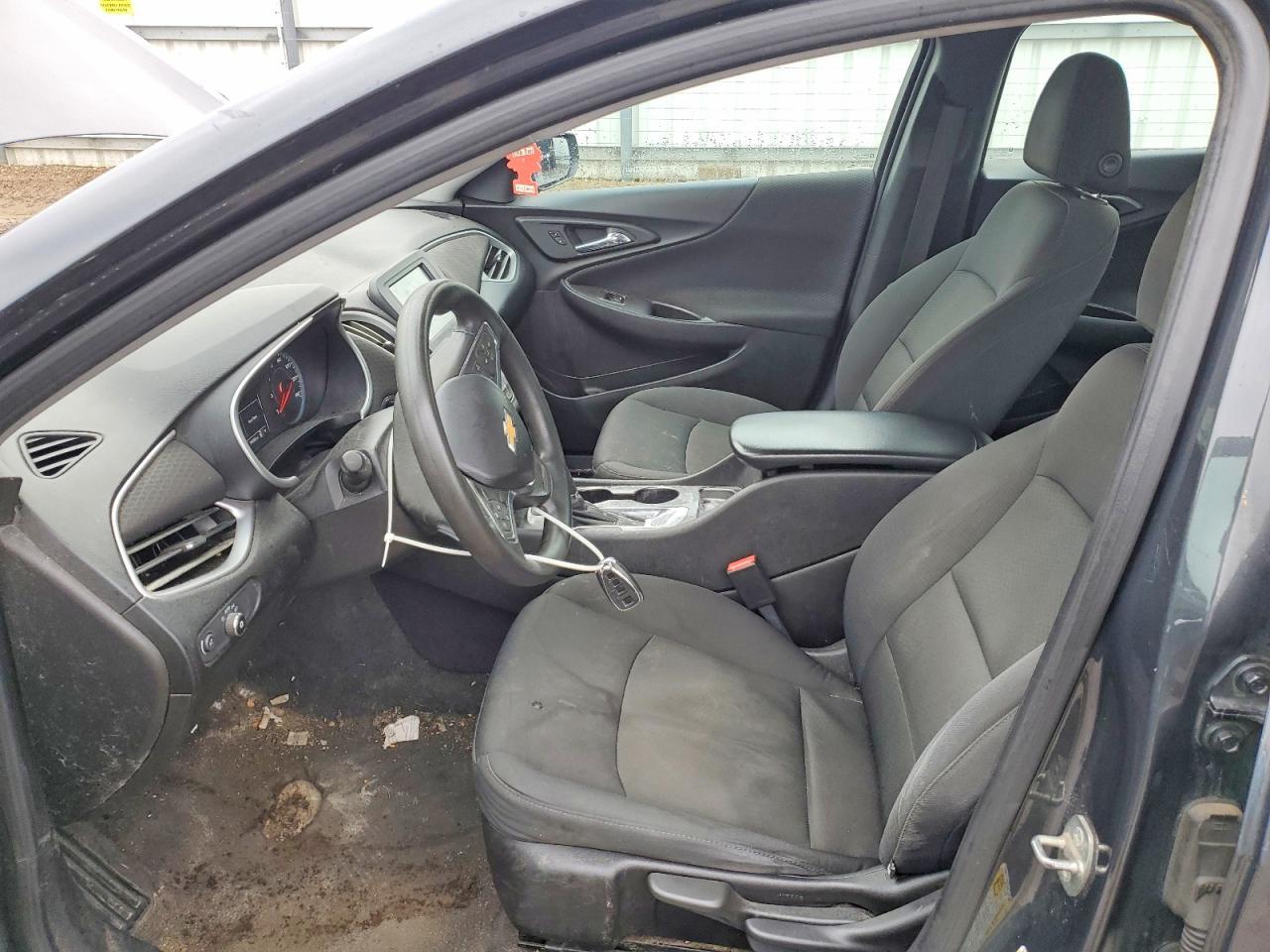 2017 Chevrolet Malibu Ls - zdjęcie 7