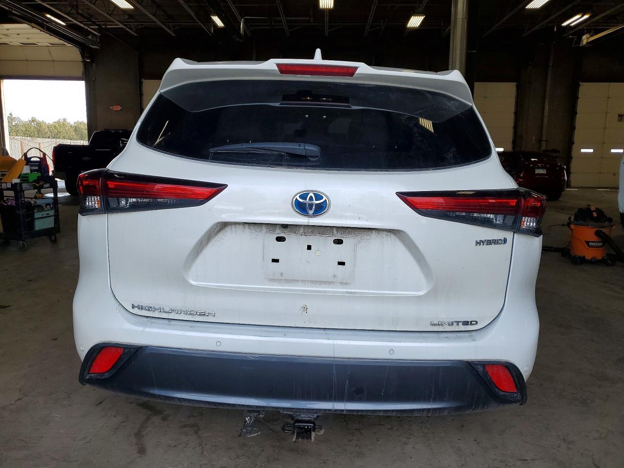 2021 Toyota Highlander Hybrid Limited - zdjęcie 6
