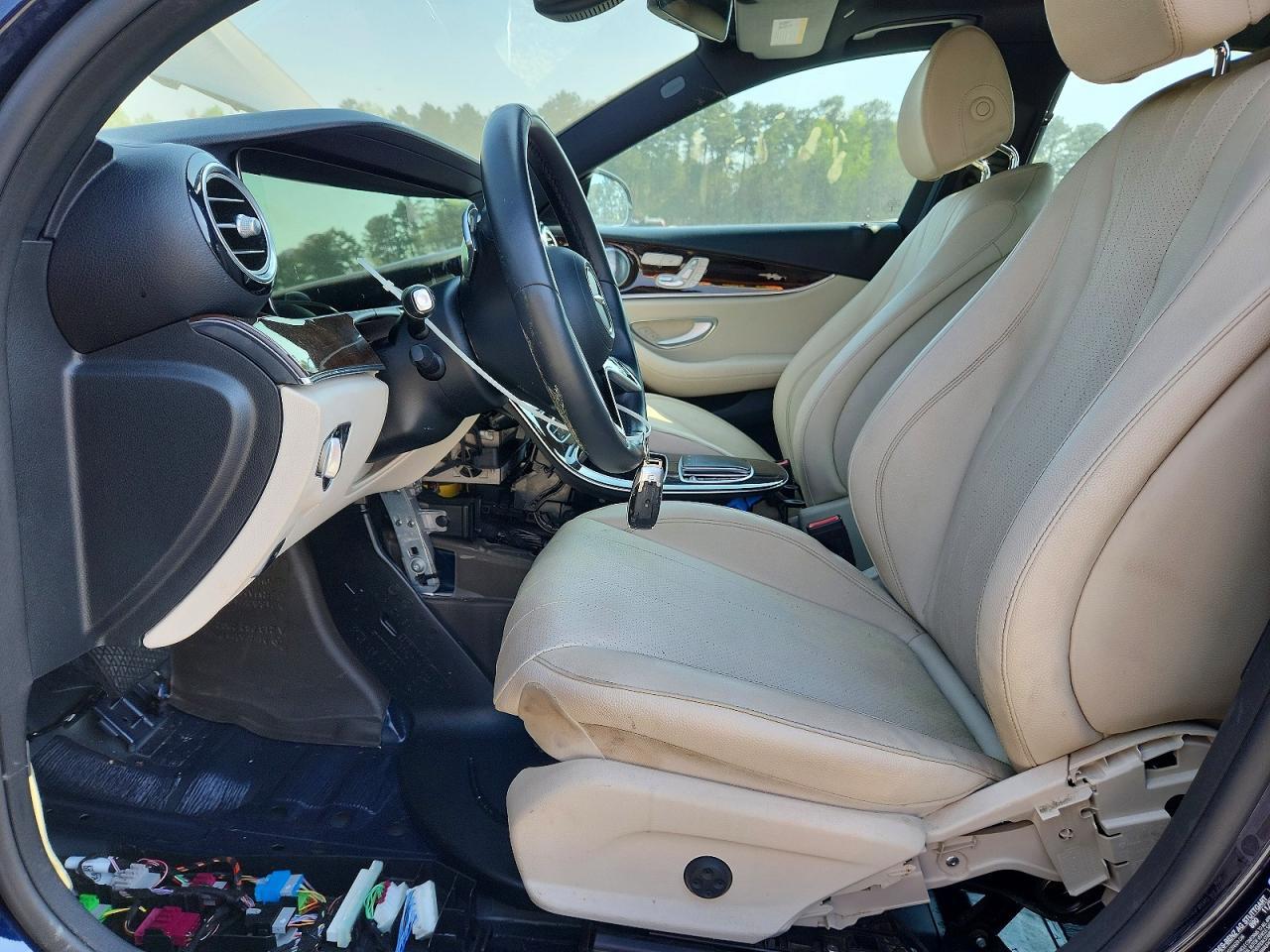 2021 Mercedes-Benz E 350 - zdjęcie 7