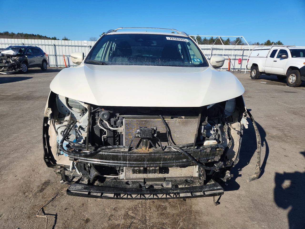 2021 Nissan Rogue Sport Sv - zdjęcie 5