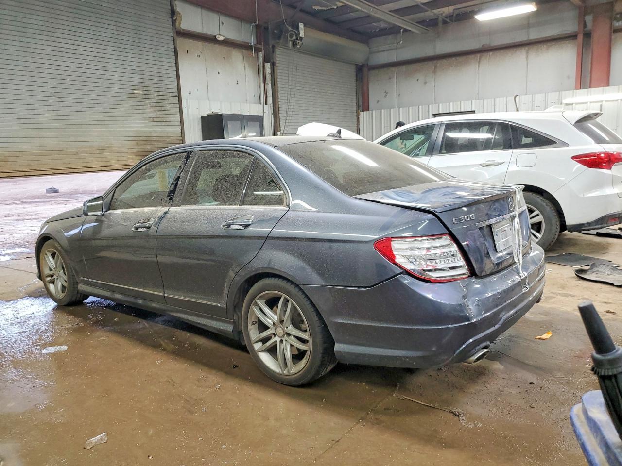 2014 Mercedes-Benz C 300 4Matic - zdjęcie 2