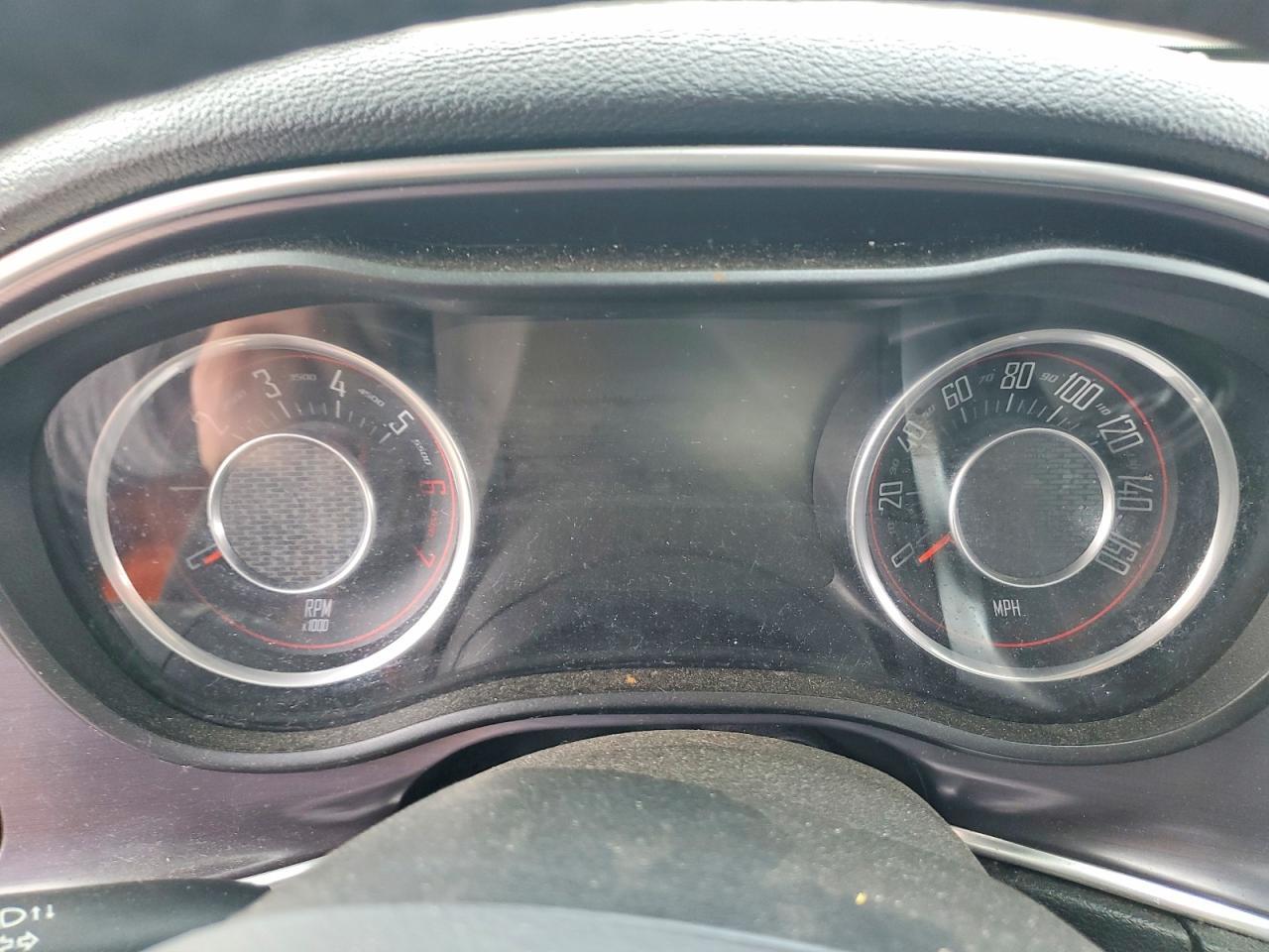 2016 Dodge Challenger R - zdjęcie 9