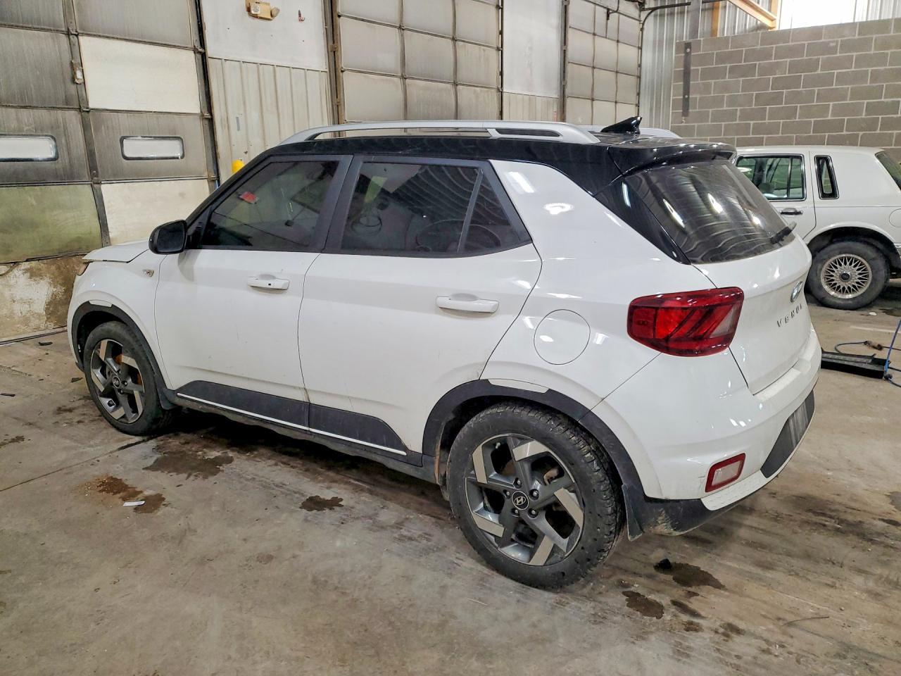 2022 Hyundai Venue Limited - zdjęcie 2