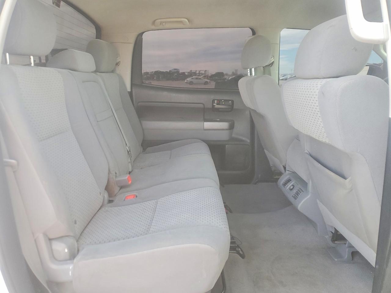 2014 Nissan Nv200 S - zdjęcie 10