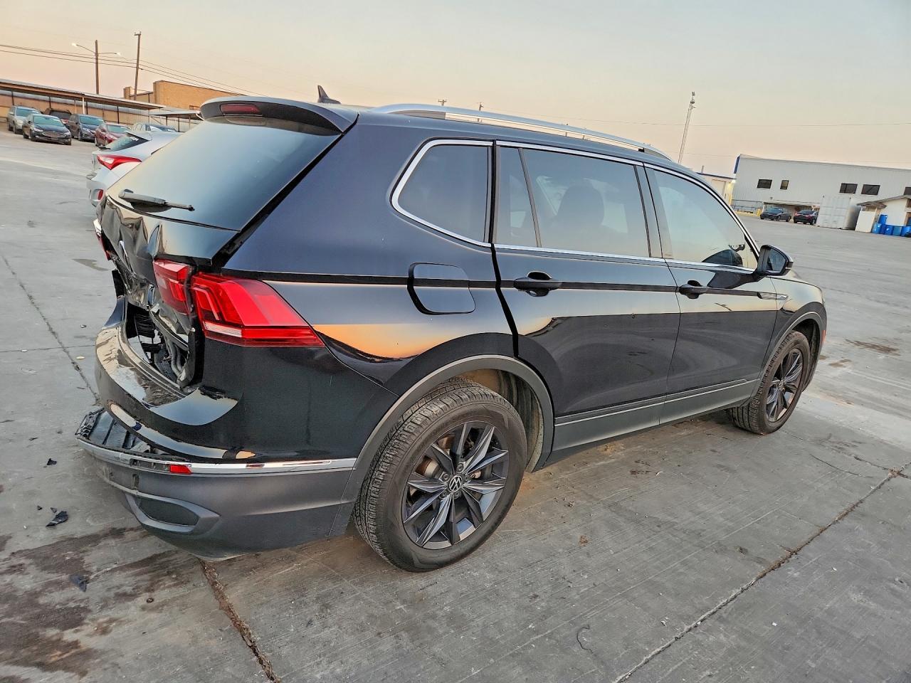 2022 Volkswagen Tiguan Se - zdjęcie 3