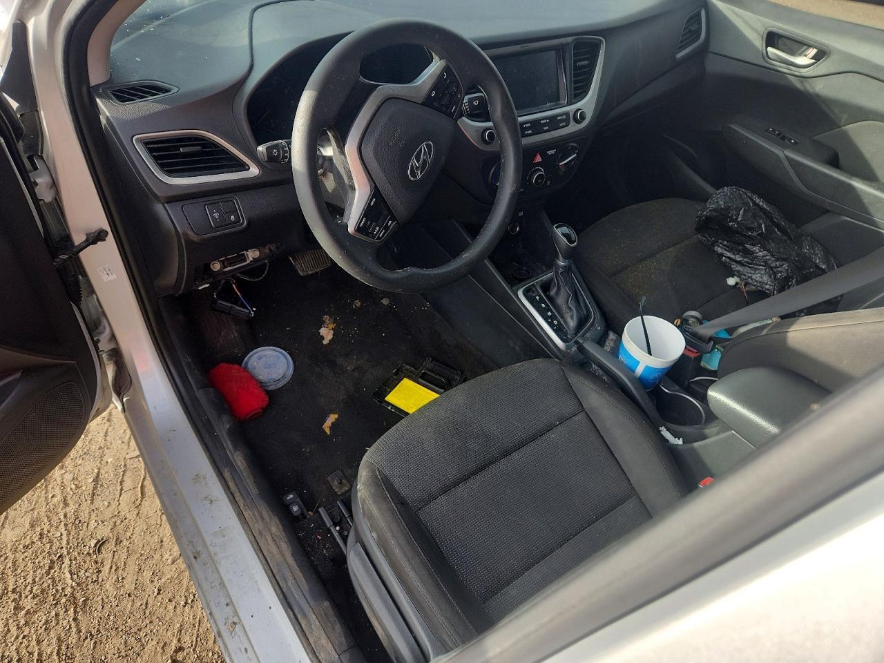 2019 Hyundai Accent Sel - zdjęcie 8