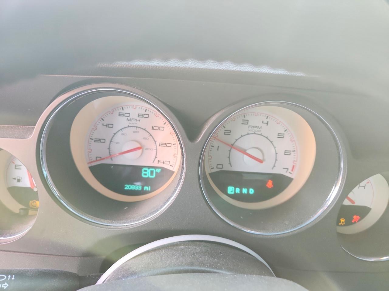 2014 Dodge Challenger Sxt - zdjęcie 9