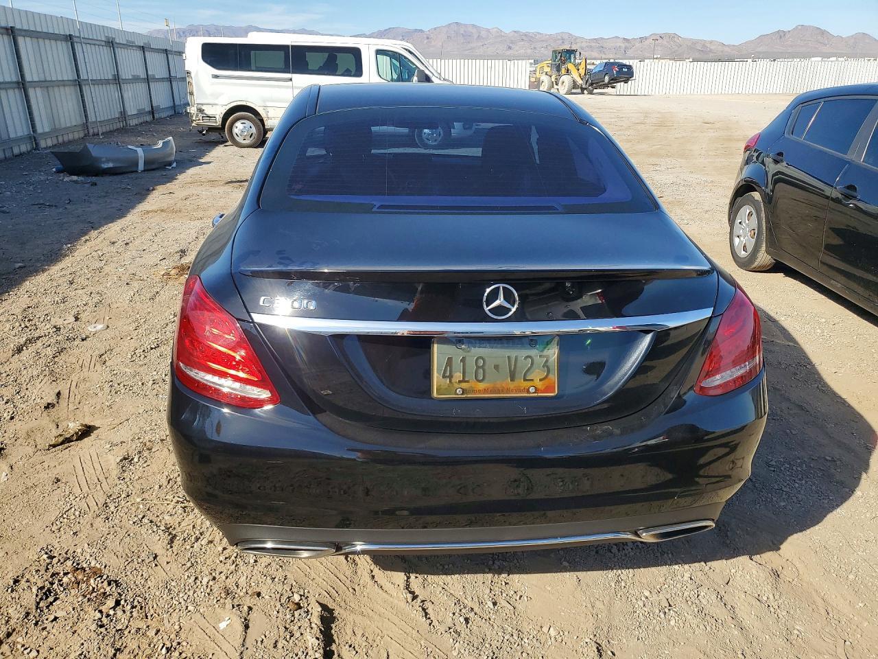 2015 Mercedes-Benz C 300 - zdjęcie 6