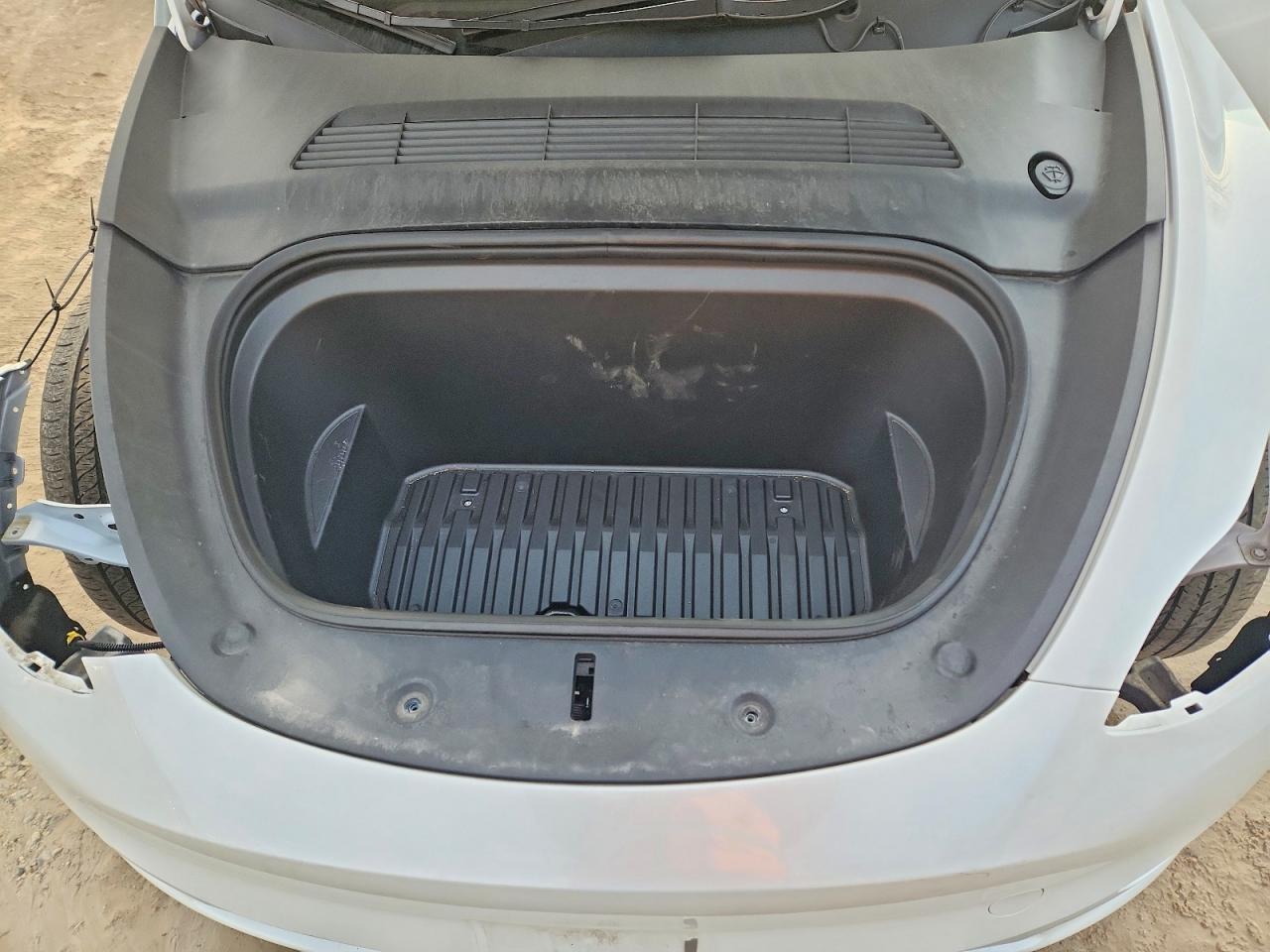 2023 Tesla Model Y - zdjęcie 11