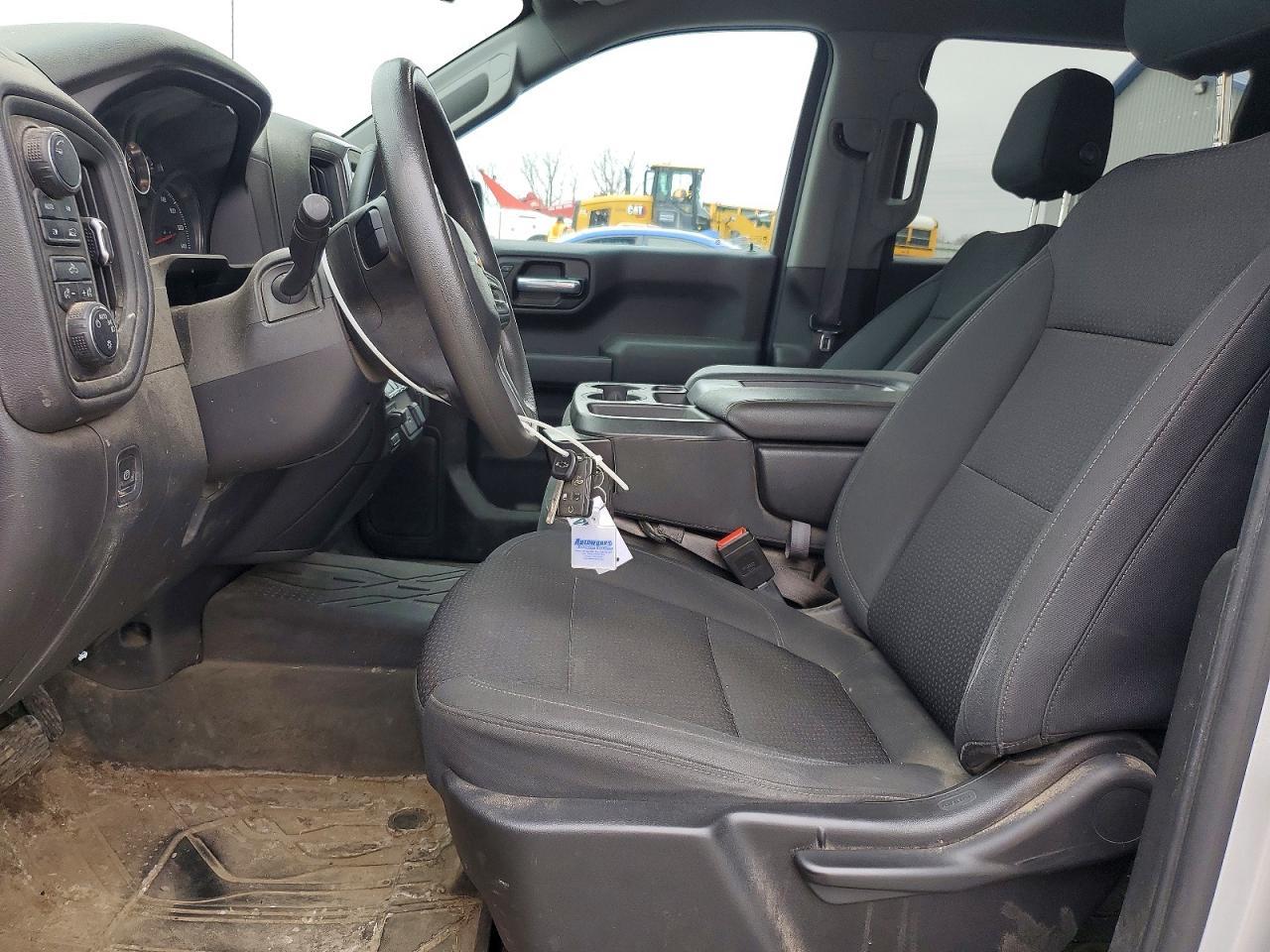 2021 Chevrolet Silverado K1500 Custom - zdjęcie 7