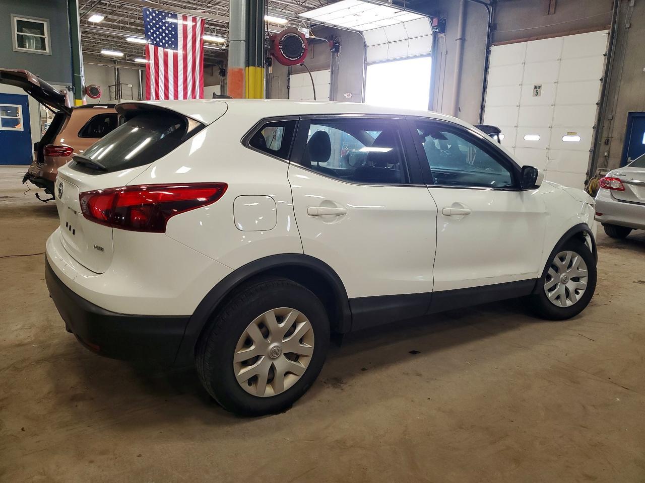 2019 Nissan Rogue Sport S - zdjęcie 3