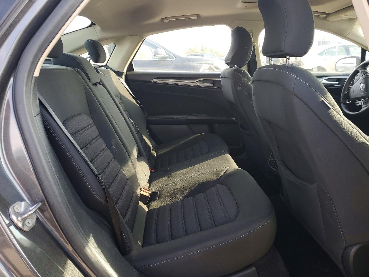 2019 Ford Fusion Se - zdjęcie 10