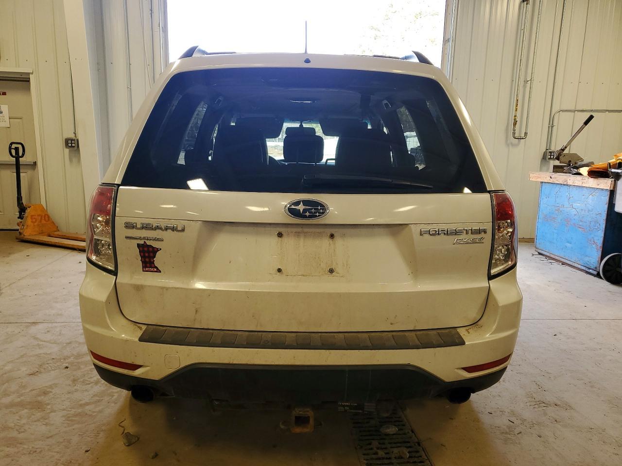 2013 Subaru Forester Limited - zdjęcie 6