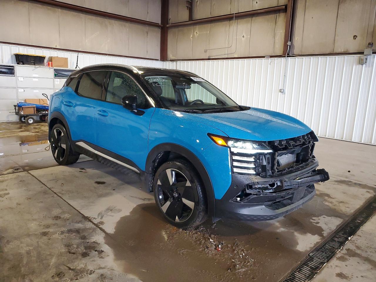 2025 Nissan Kicks Sr - zdjęcie 4