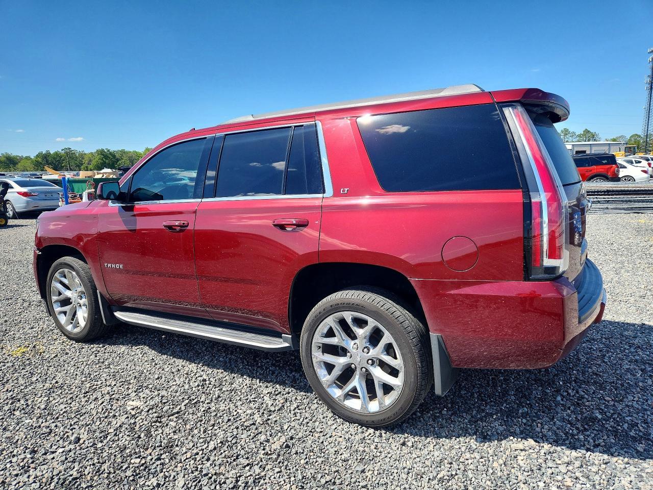 2018 Chevrolet Tahoe C1500 Lt - zdjęcie 2