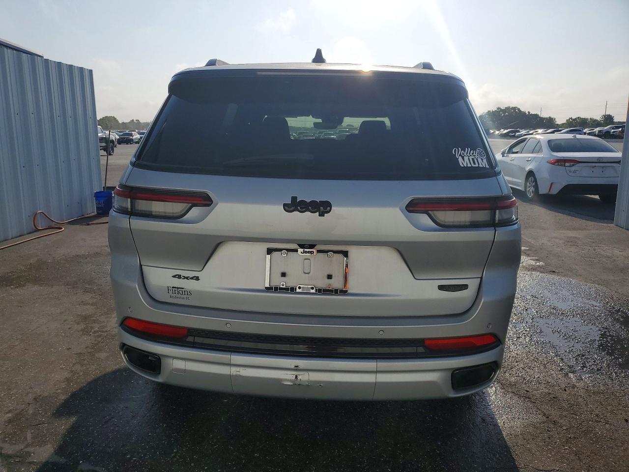 2023 Jeep Grand Cherokee L Summit - zdjęcie 6