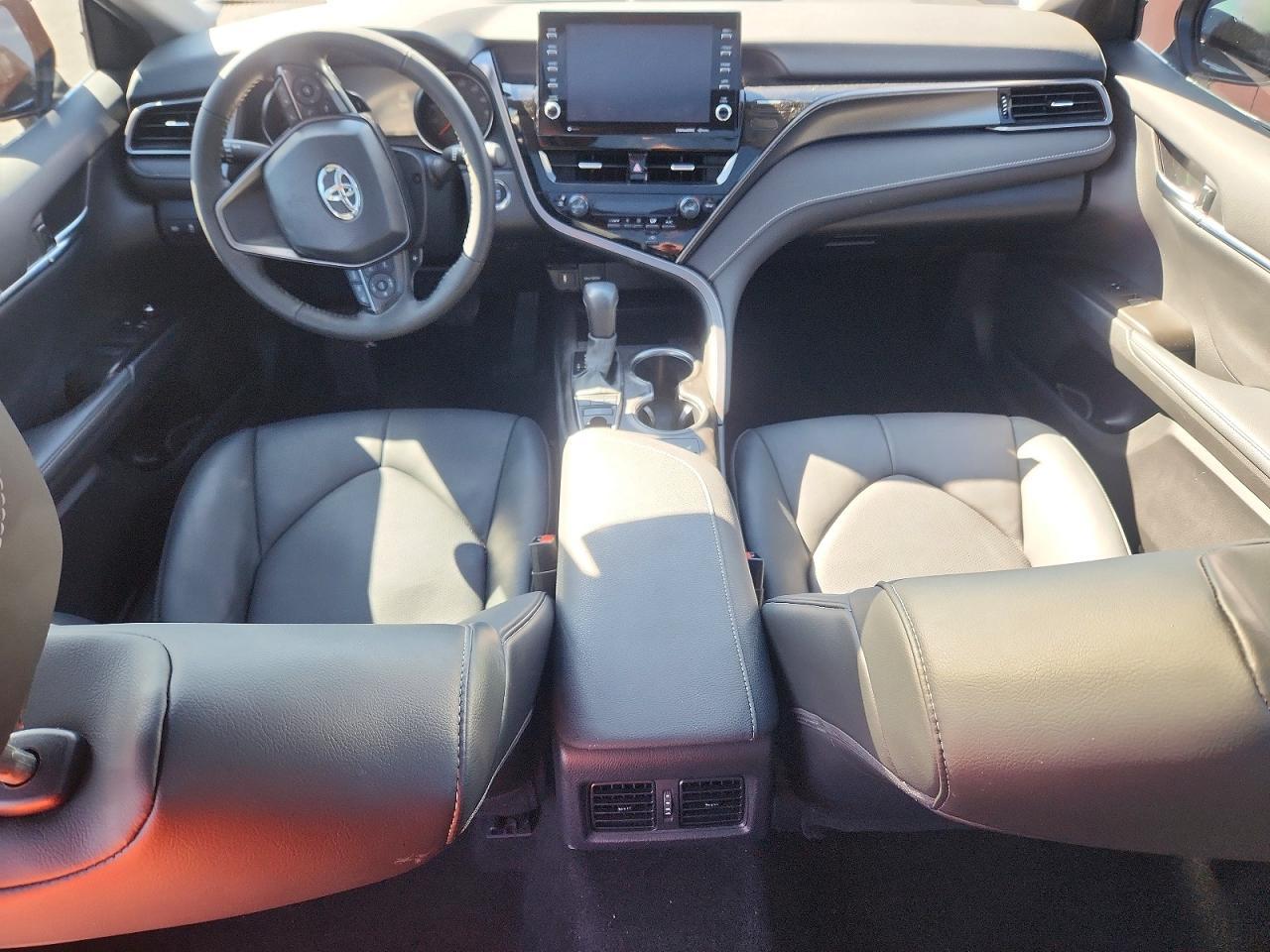 2024 Toyota Camry Xse - zdjęcie 8