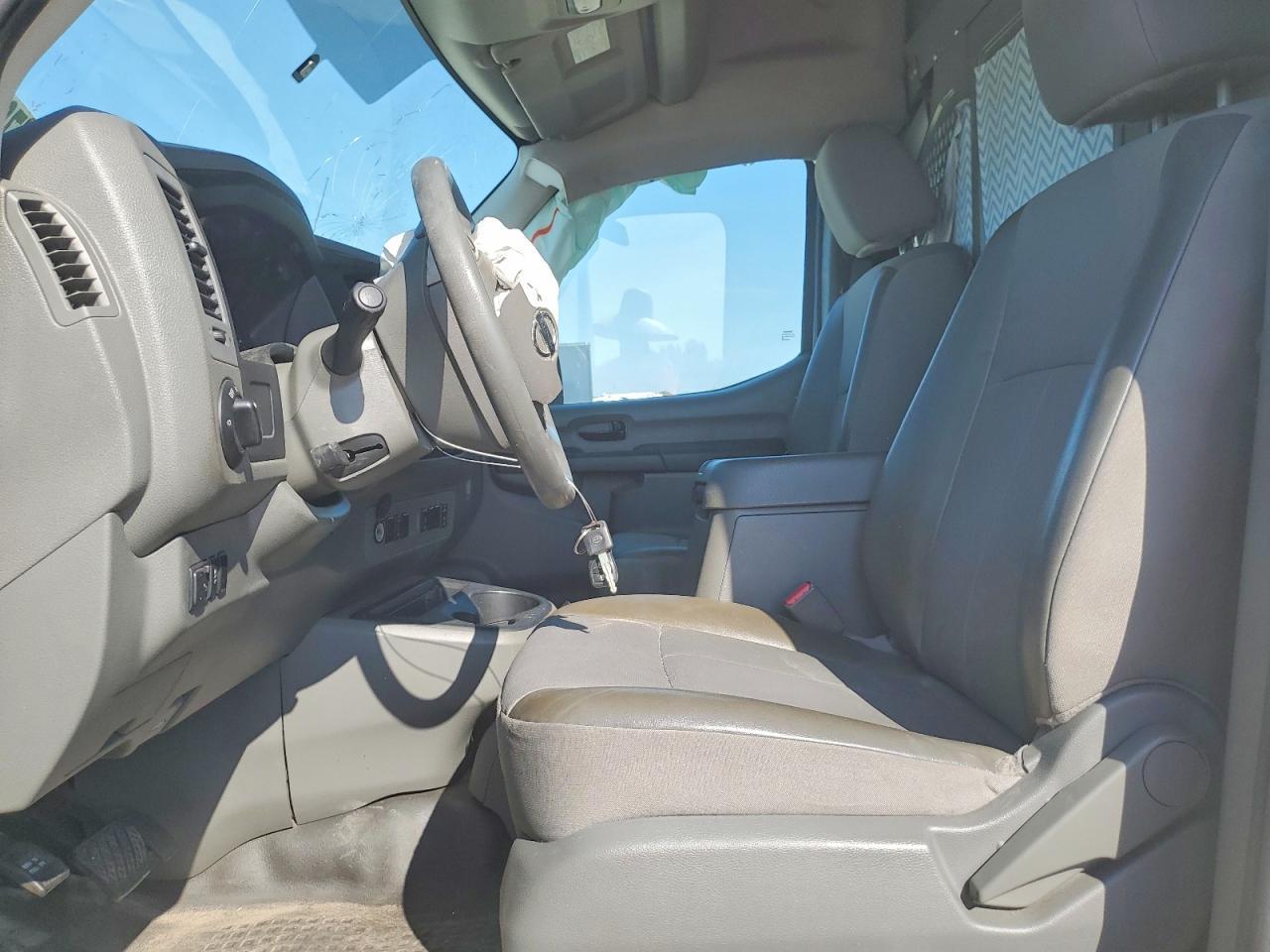 2018 Nissan Nv 2500 Hd Sv - zdjęcie 7