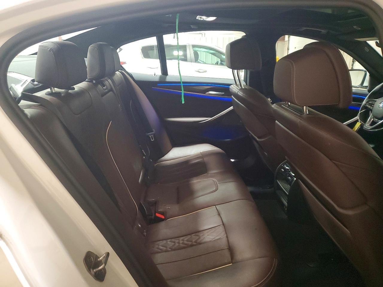 2023 BMW 5 Series 530I xDrive Xi - zdjęcie 10