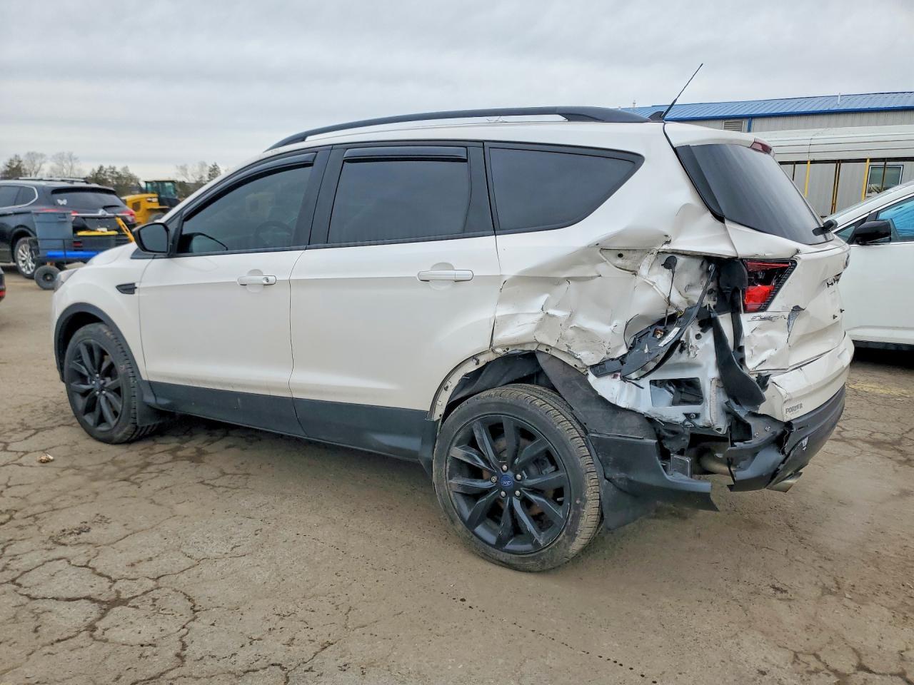 2018 Ford Escape Sel - zdjęcie 2