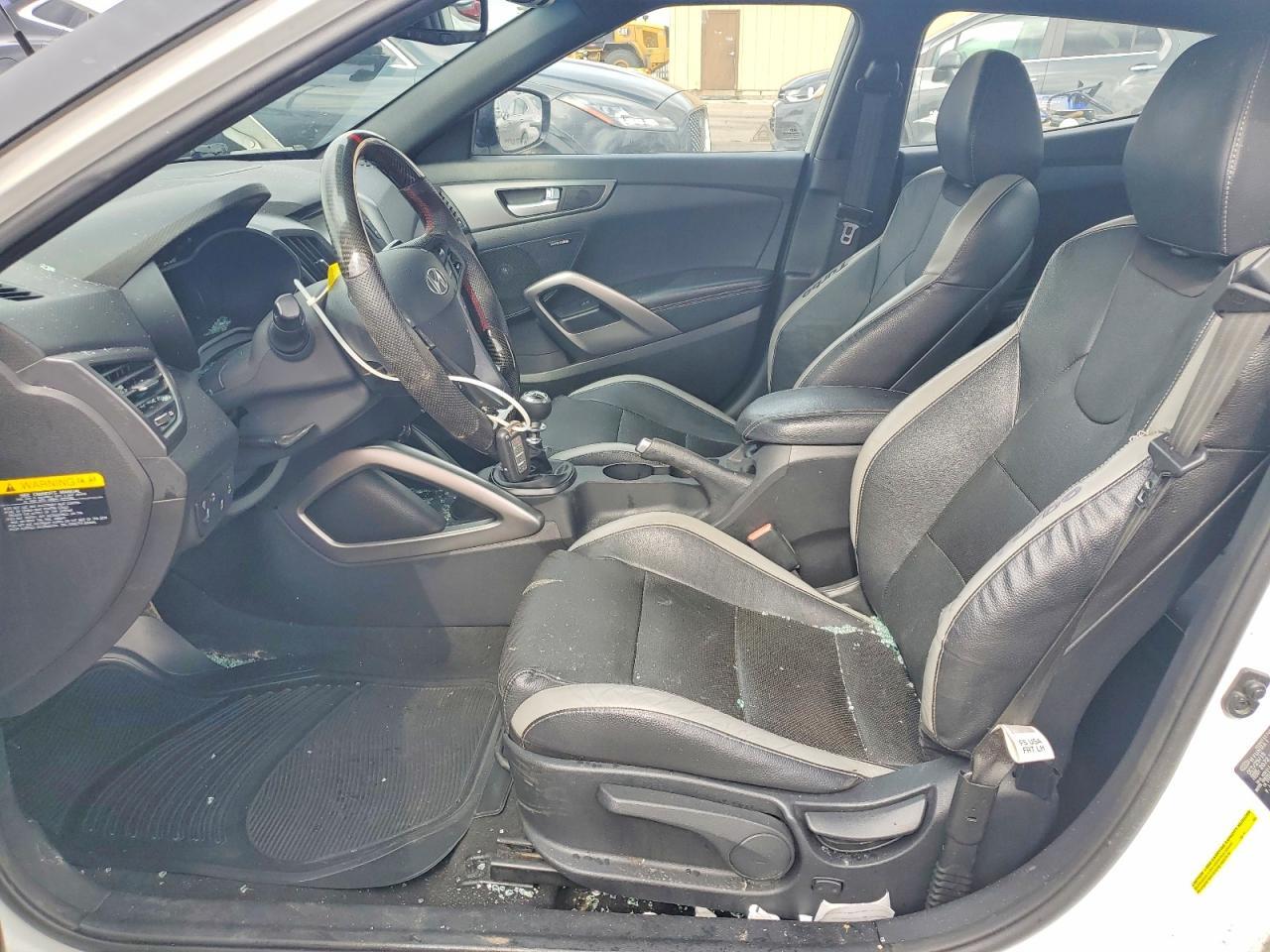 2016 Hyundai Veloster Turbo - zdjęcie 7